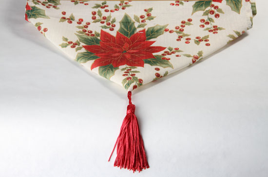 Poinsettia holiday Home Table runners Decor  table christmas Linens  Runner Table  Holiday