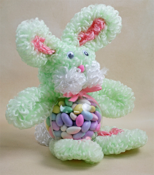 bunny_candy_holder_loopy_chenille