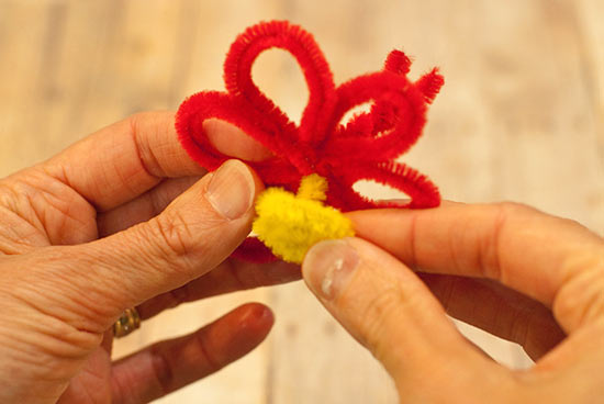 Pipe_Cleaner_Flowers12