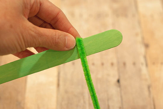 Popsicle_Stick_Pipe_Cleaner_Alligator3