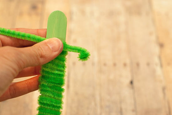 Popsicle_Stick_Pipe_Cleaner_Alligator6
