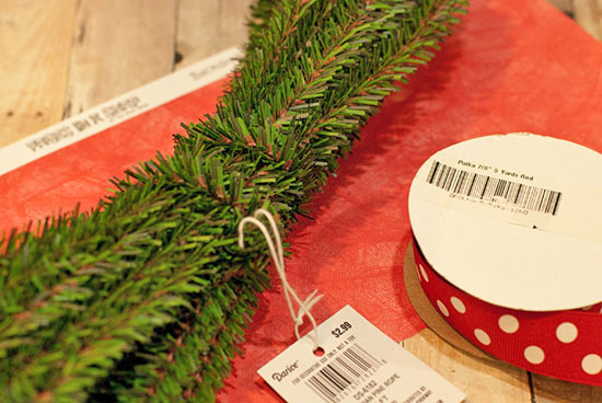 DIY_Mini_Holiday_Wreath_Gift_Tags1