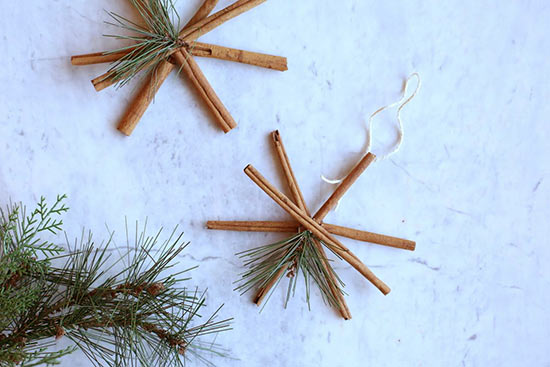 Cinnamon_Stick_Snowflake_Ornament