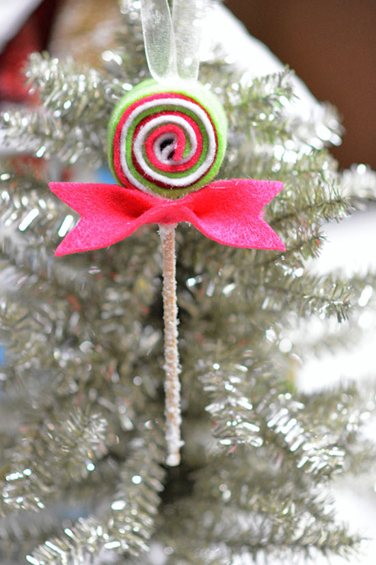 Felt_Lollipop_Ornament_final