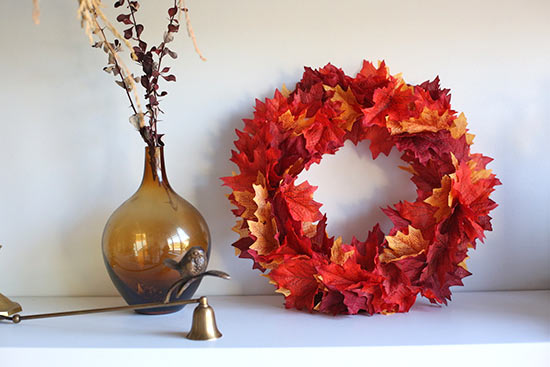 DIY_Autumn_Leaf_Wreath8