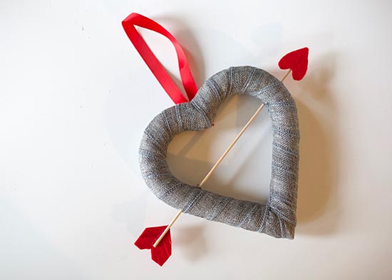 How to Make a Cupid Heart Wall Hanging