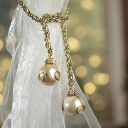 Pearl and Gold Cord Tie Ornament