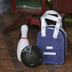 Dollhouse Miniature Bowling Accessories