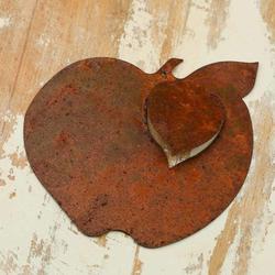 Rusty Tin Dimensional Apple Cutout