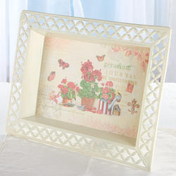 Vintage-Inspired Geranium French Decoupage Tray