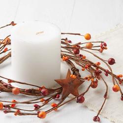Sunset Orange Pip Berry and Rusty Star Candle Ring
