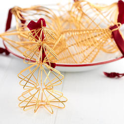 Gold Wire Christmas Ornament