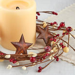 Red and Cream Pip Berry Candle Ring