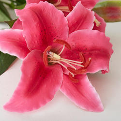 Beauty Pink Artificial Lily Spray