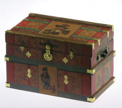 Miniature Victorian Catland Lithograph Wooden Trunk Kit