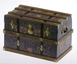 Miniature William Morris 3 Lithograph Wooden Trunk Kit