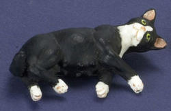 Dollhouse Miniature Pregnant Socks Cat