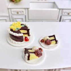 Dollhouse Miniature Chocolate Cake Set