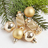 Mini Gold Gift Ornament Set