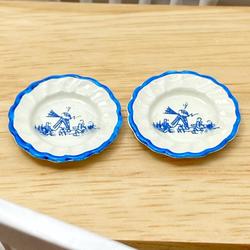 Dollhouse Miniature Metal Blue Delft Plates