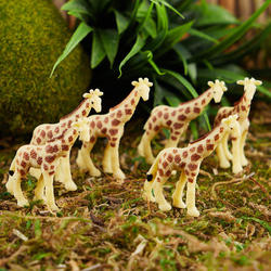 Set of Micro Miniature Giraffes