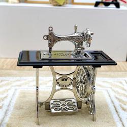 Dollhouse Miniature Black Sewing Machine and Accessories Set