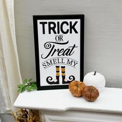 Miniature Trick or Treat Smell My Feet Picture