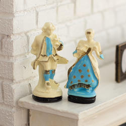 Dollhouse Miniature Colonial Couple Statue Set
